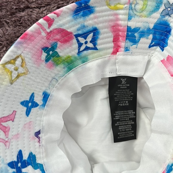 NWT Colorful Bucket Hat - Picture 6 of 6
